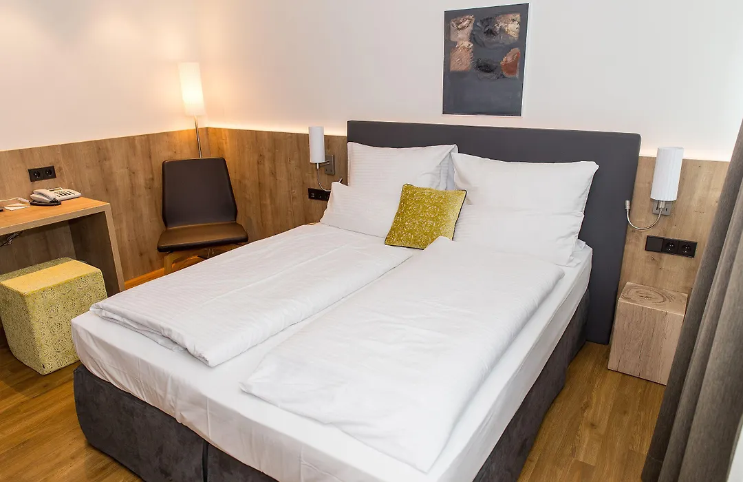 Hotel Goldenes Rad-1